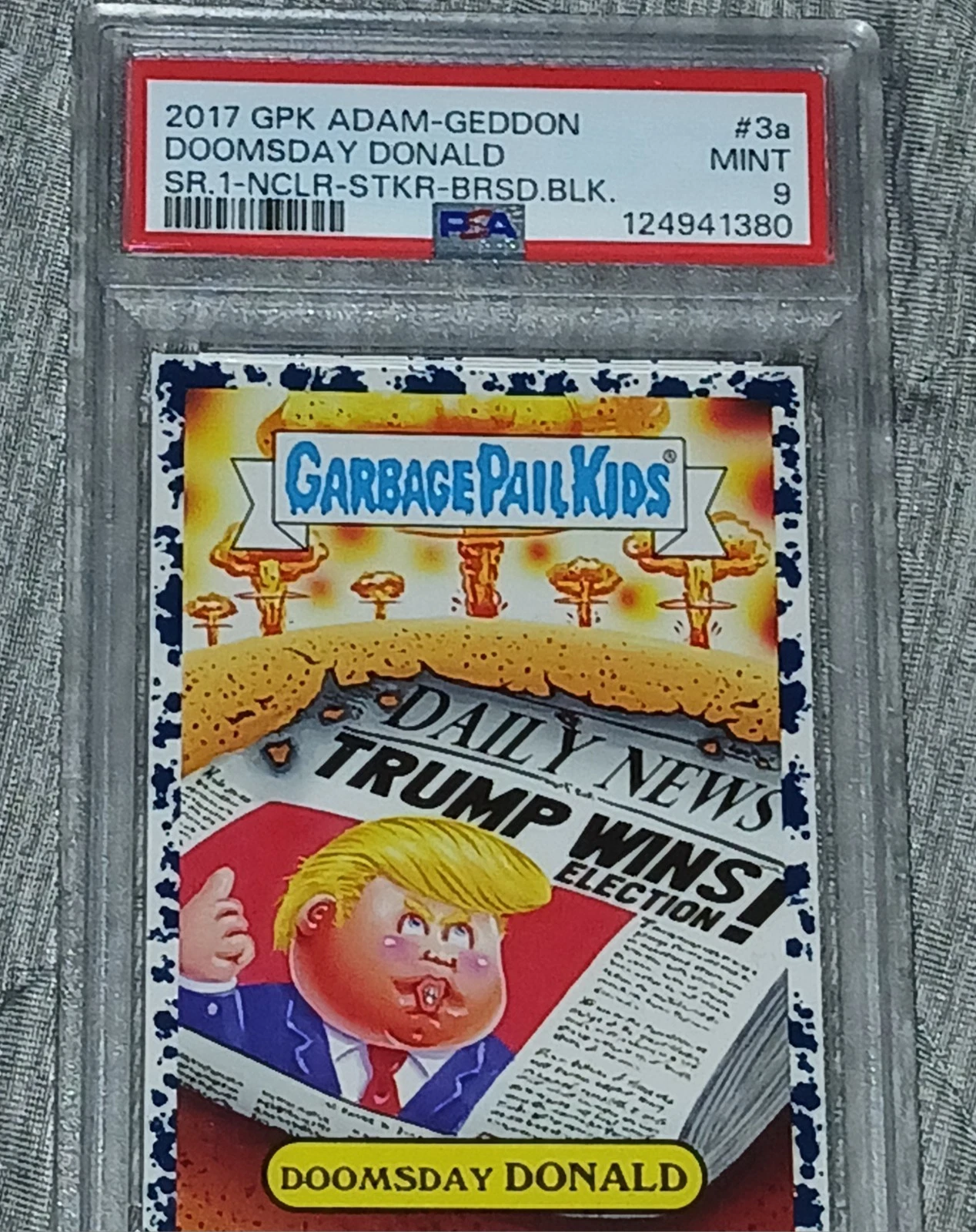 2017 Topps Garbage Pail Kids Adam-Geddon Series 1 Nuclear Sticker Bruised Black #3a Doomsday Donald front