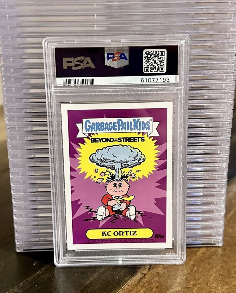 2020 Topps Garbage Pail Kids Beyond The Streets #21a Split Kit front